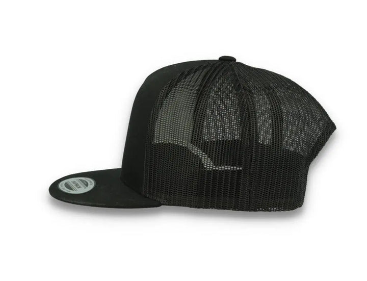 Classic Trucker Cap Black/Black - Yupoong 6006 - LOKK