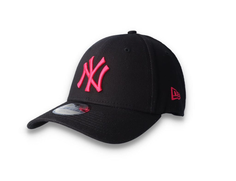 Cap NY Yankees Black 9FORTY League Essential - LOKK