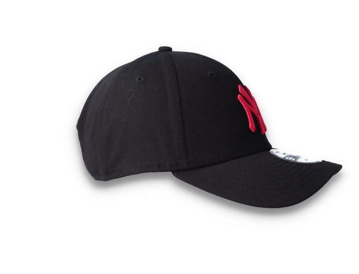 Cap NY Yankees Black 9FORTY League Essential - LOKK