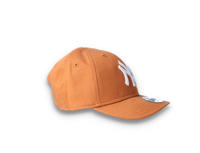 9FORTY Infant League Essential NY Yankees Toffee/White