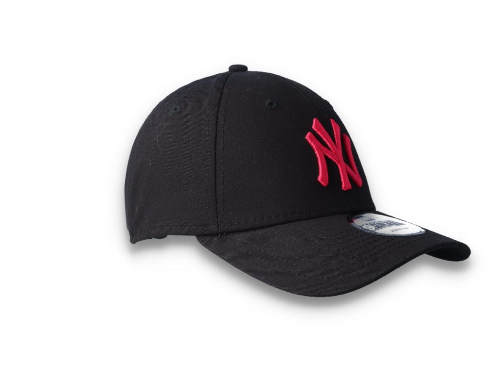 Cap NY Yankees Black 9FORTY League Essential - LOKK