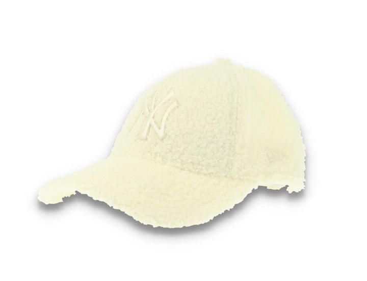 9FORTY Womens Borg NY Yankees Off-White - LOKK