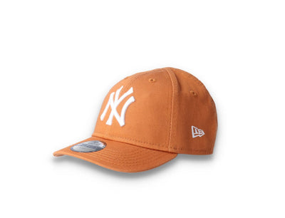 9FORTY Infant League Essential NY Yankees Toffee/White