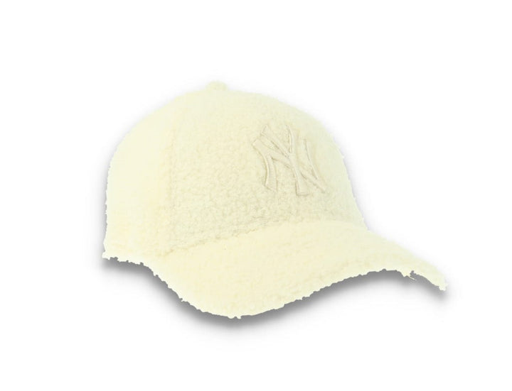 9FORTY Womens Borg NY Yankees Off-White - LOKK