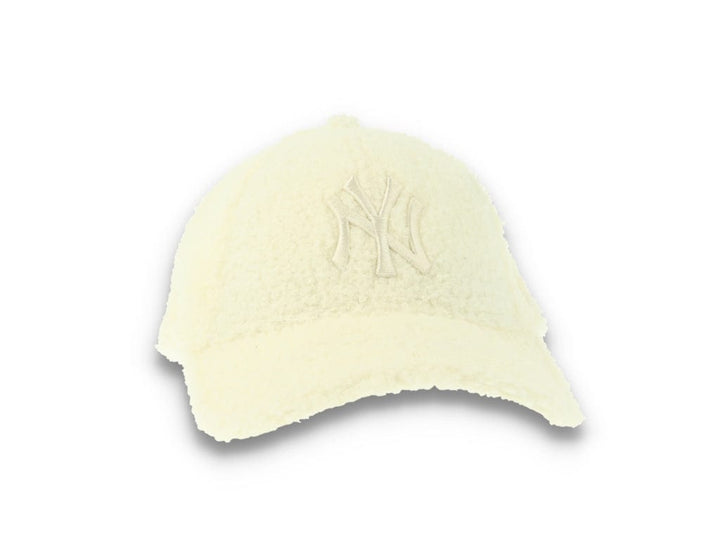 9FORTY Womens Borg NY Yankees Off-White - LOKK