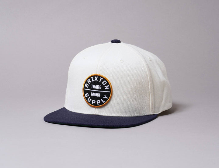 Cap Snapback Brixton Oath III Snapback Off White/Navy/Gold Brixton Snapback Cap / White / One Size