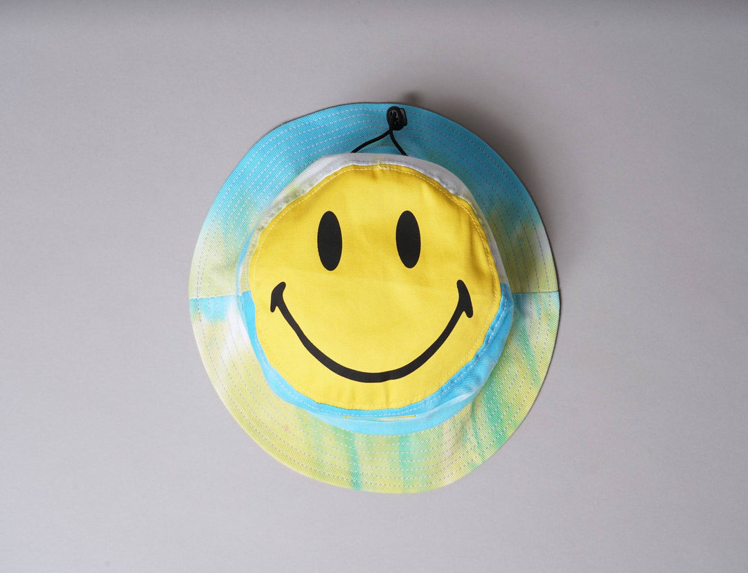 Hat Bucket Bucket Hat Chinatown Market Smiley Tie Dye Chinatown Market Bucket Hat / Multi / One Size