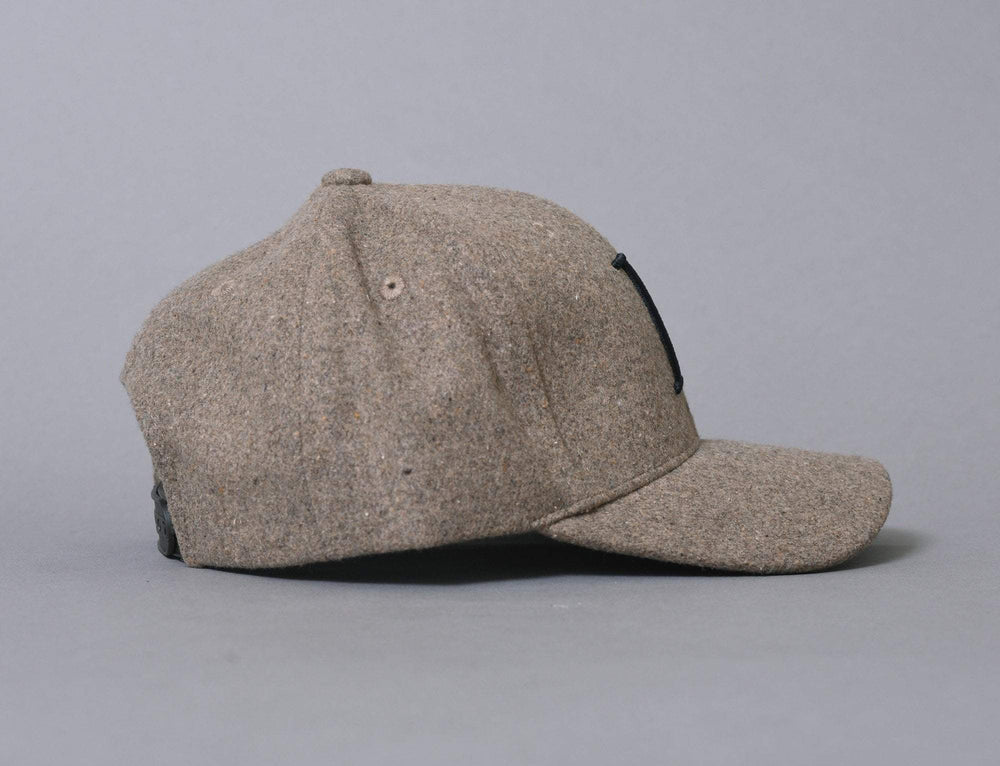 Cap Snapback Les Deux Wool II Baseball Cap Light Brown/Black Les Deux Snapback Cap / Brown / One Size