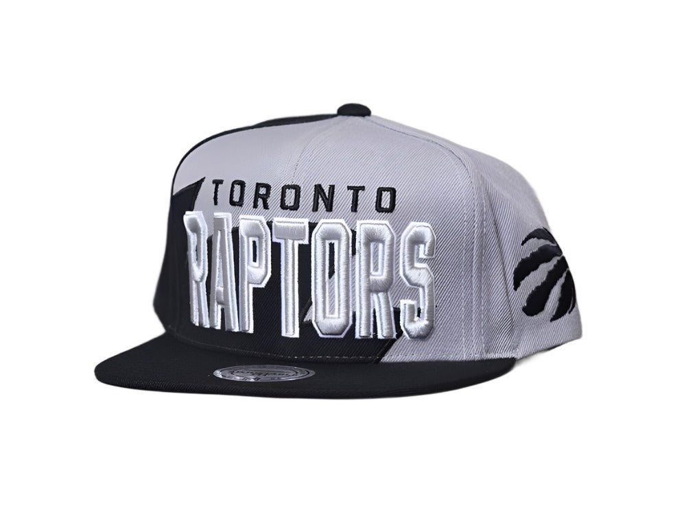 Cap Snapback NBA Shark Tooth Snapback Toronto Raptors Mitchell & Ness Snapback Cap / Black / One Size