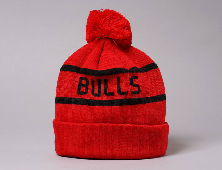 Beanie Kids The Jake Cuff Knit Bobble Chicago Bulls New Era Kids Beanie / Red / Youth