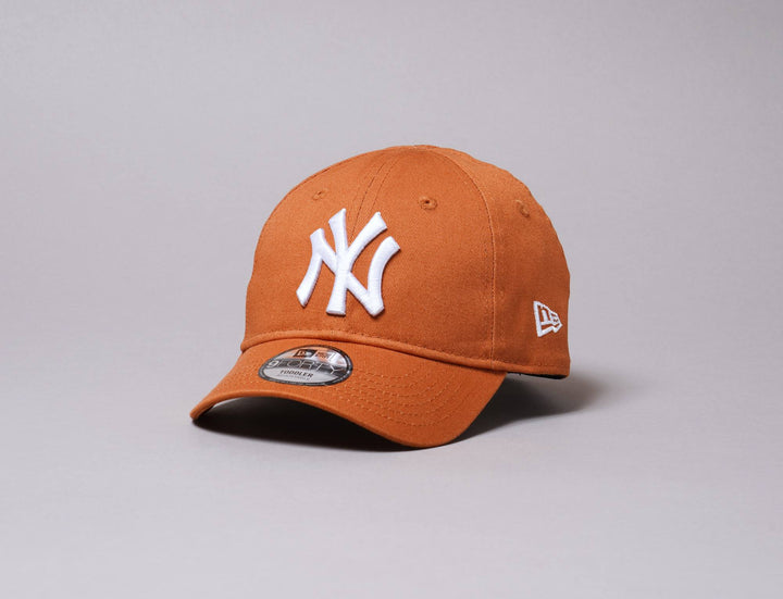 Cap Adjustable 9FORTY Toddler League Essential NY Yankees Toffee/White New Era 9FORTY / Brown / Toddler (49-51 cm)