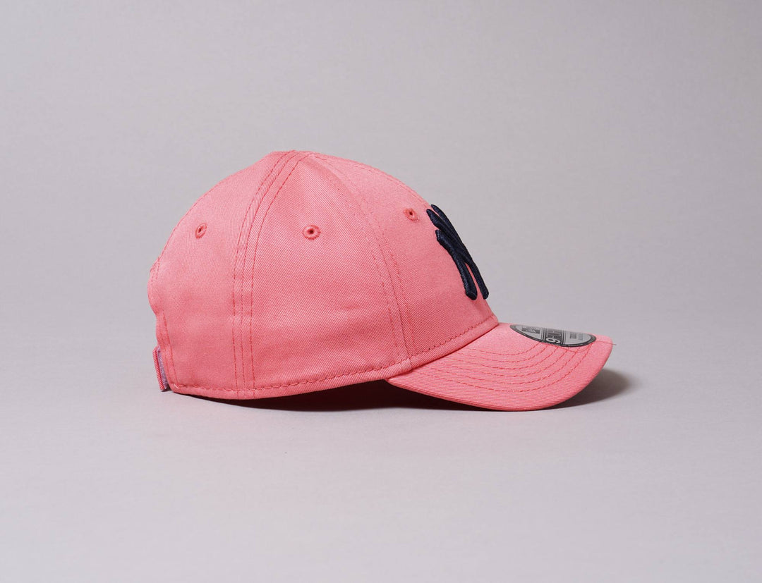 Cap Adjustable Cap Barn 9FORTY League Essential NY Yankees Pink/Navy New Era 9FORTY Toddler / Pink / Toddler (49-51 cm)