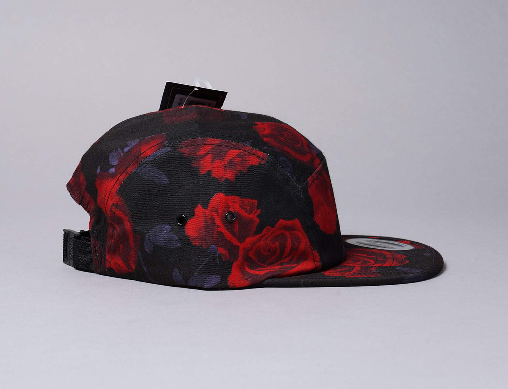 Cap 5-Panel Yupoong Roses Jockey Cap Black/Red Yupoong 5-Panel Cap / Black / One Size