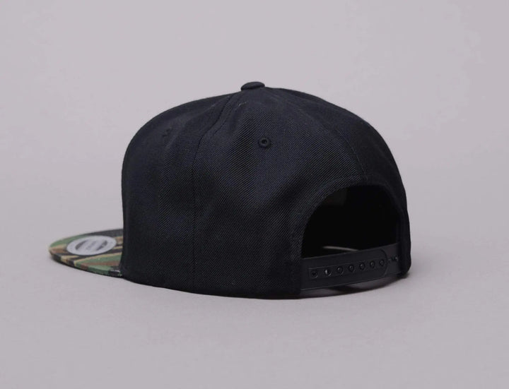 Cap Snapback Yupoong Snapback Black/Camo Yupoong Snapback Cap / Black / One Size