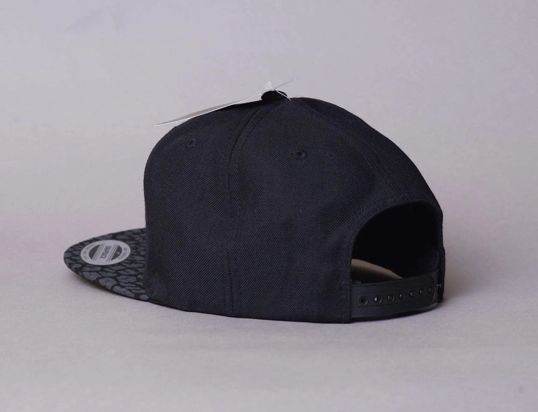 Cap Snapback Yupoong Snapback Black/Grey/Leopard Yupoong Snapback Cap / Black / One Size