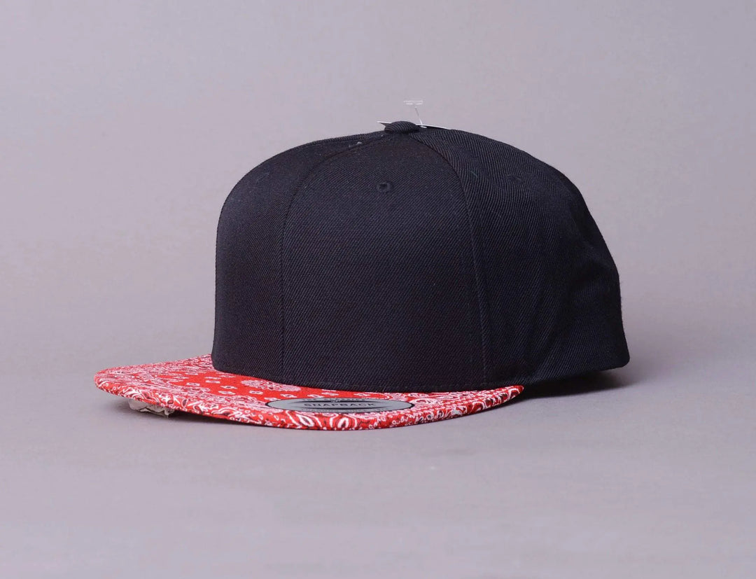 Cap Snapback Yupoong 6089BD Bandana Snapback Black/Red Yupoong Snapback Cap / Black / One Size