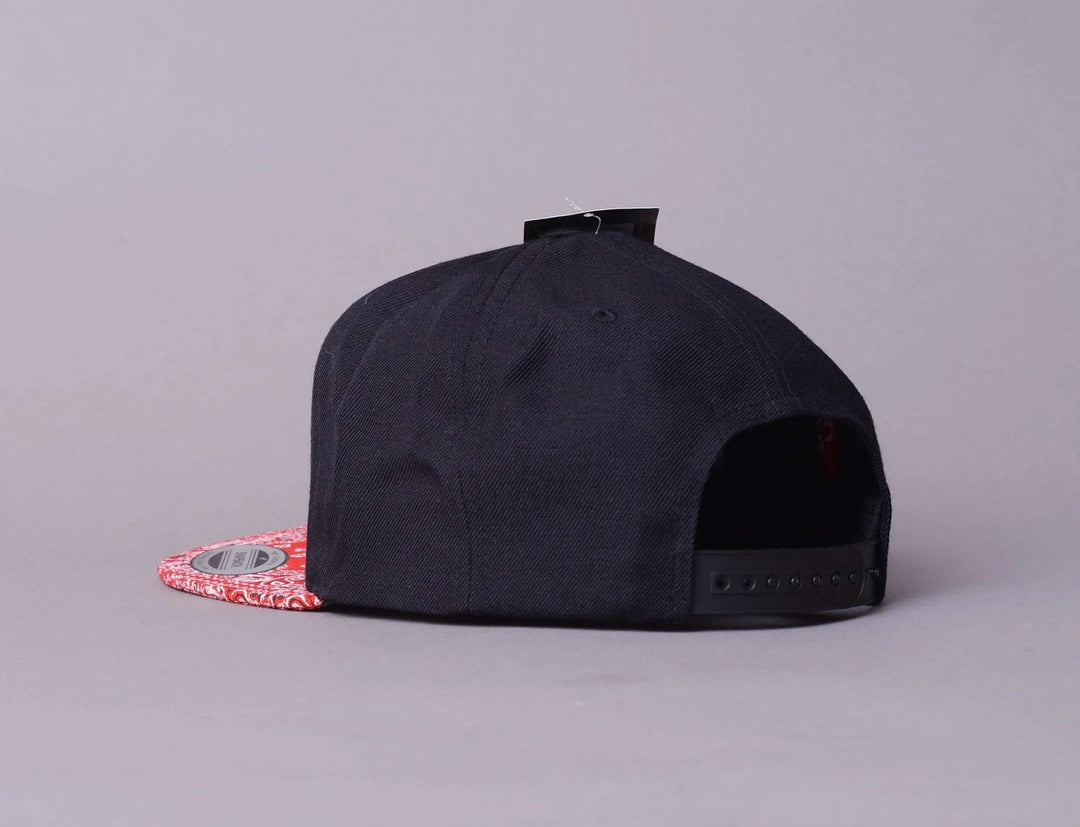 Cap Snapback Yupoong 6089BD Bandana Snapback Black/Red Yupoong Snapback Cap / Black / One Size