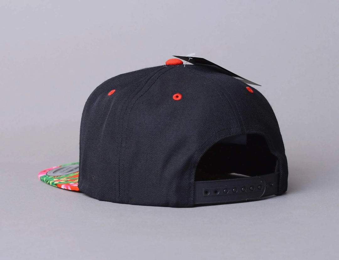 Cap Snapback Yupoong Snapback Hawaii 6089HW Black/Red Yupoong Snapback Cap / Black / One Size