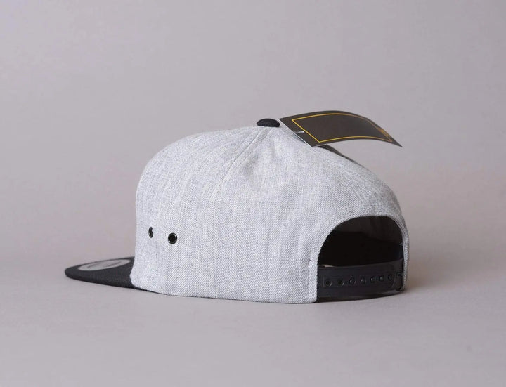 Cap Snapback Yupoong 6-Panel 8008M, Heather Grey/Black Yupoong Snapback Cap / Grey / One Size